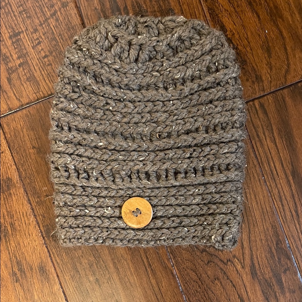 HAND KNIT Chunky Knit Beanie with Button Accent